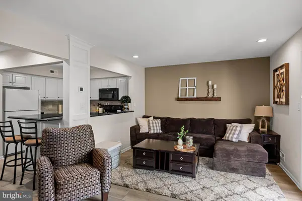 603 HAZELWOOD LN, Marlton, NJ 08053