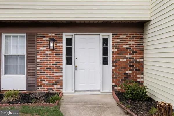 68 ARBOR MEADOW DR, Sicklerville, NJ 08081
