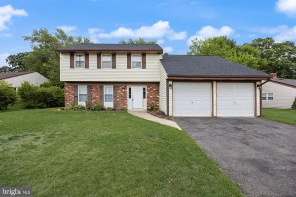 68 ARBOR MEADOW DR, Sicklerville, NJ 08081