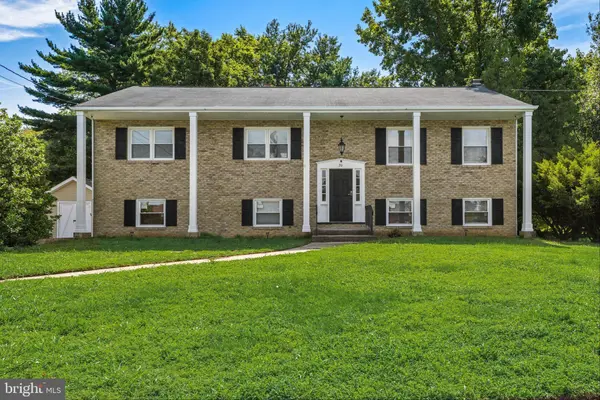 20 MEADOW RD, Pennsville, NJ 08070