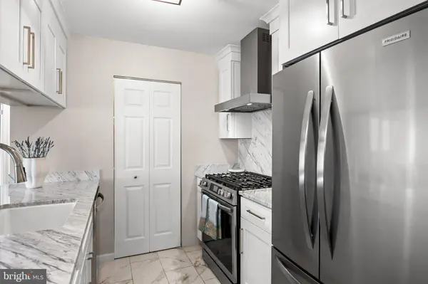 1956 THE WOODS II, Cherry Hill, NJ 08003