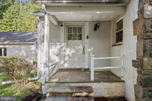 804 FOREST LN, Malvern, PA 19355
