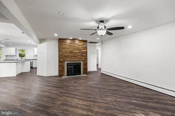 804 FOREST LN, Malvern, PA 19355