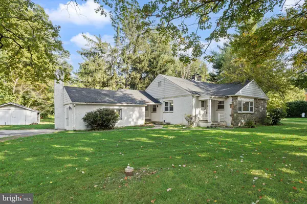 804 FOREST LN, Malvern, PA 19355