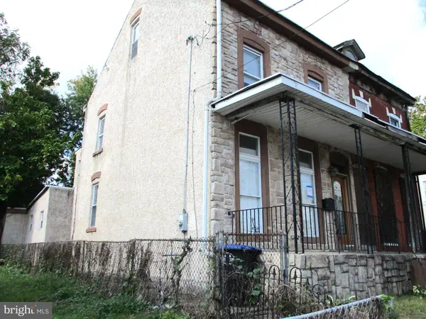 350 PARKER ST, Chester, PA 19013