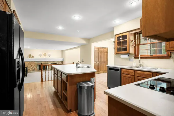 43 BATTERY HILL DR, Voorhees, NJ 08043