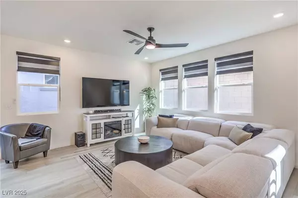 9163 Vesey AVE, Las Vegas, NV 89148