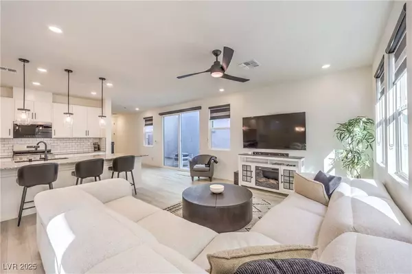 9163 Vesey AVE, Las Vegas, NV 89148