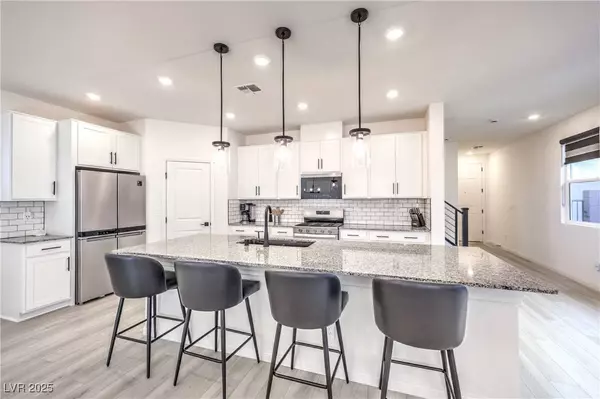 9163 Vesey AVE, Las Vegas, NV 89148