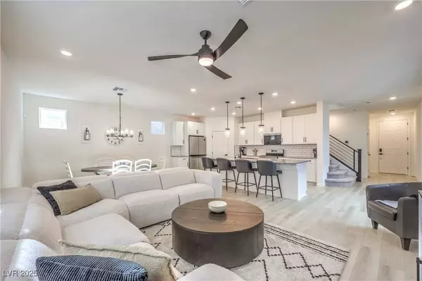 9163 Vesey AVE, Las Vegas, NV 89148