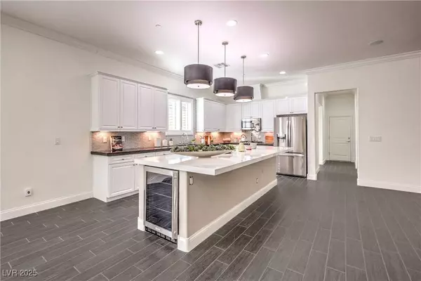 933 Everest Peak AVE, Henderson, NV 89012