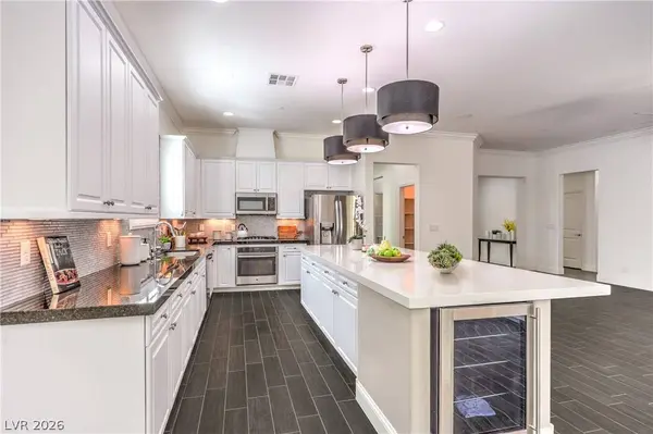 933 Everest Peak AVE, Henderson, NV 89012