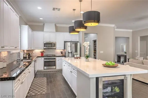 933 Everest Peak AVE, Henderson, NV 89012