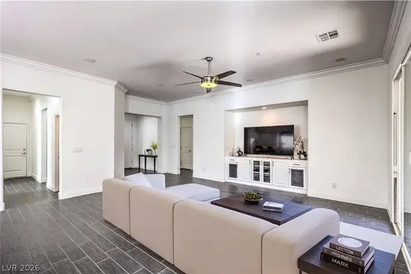 933 Everest Peak AVE, Henderson, NV 89012