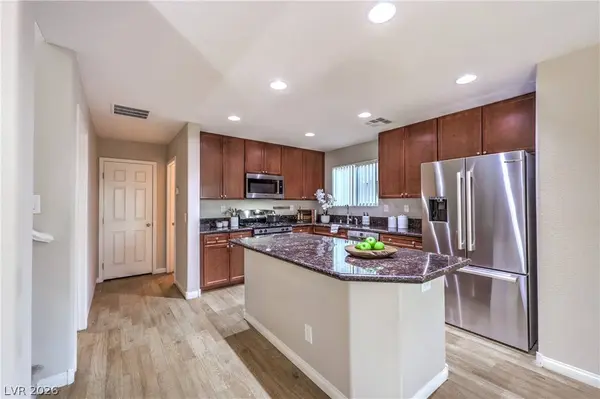 7265 Sterling Rock AVE, Las Vegas, NV 89178