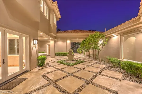 9704 Highridge DR, Las Vegas, NV 89134