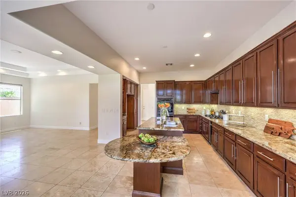 2492 Hollow Rock CT, Las Vegas, NV 89135