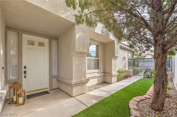 9360 Pitching Wedge DR, Las Vegas, NV 89134