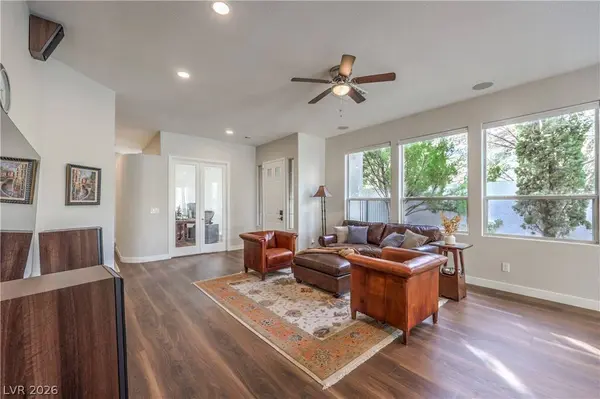 9360 Pitching Wedge DR, Las Vegas, NV 89134