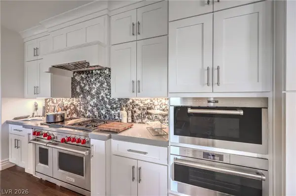 1705 Corta Bella DR, Las Vegas, NV 89134