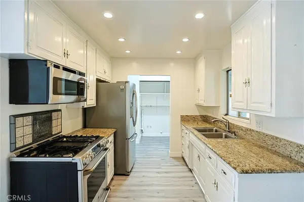 15261 Columbia, Huntington Beach, CA 92647