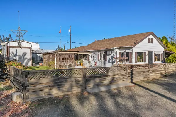 609 1st ST, Arbuckle, CA 95912