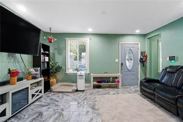 6245 Alexander ST, Norfolk, VA 23513