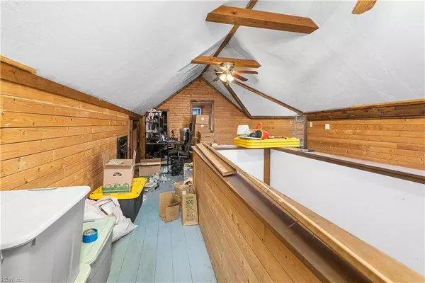 2328 Delwood RD, Chesapeake, VA 23323