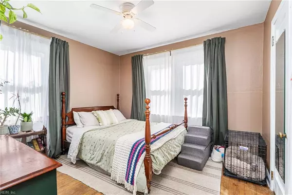 2328 Delwood RD, Chesapeake, VA 23323