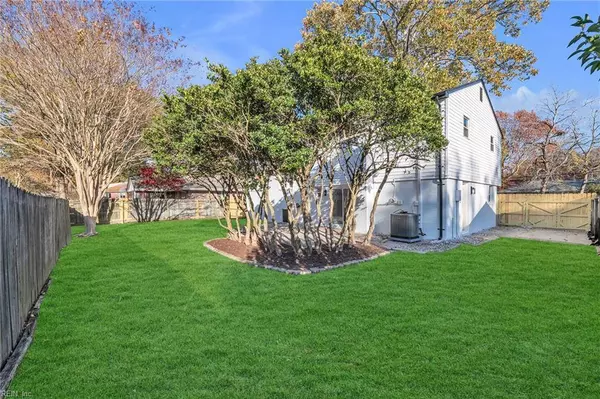 509 Hornell LN, Virginia Beach, VA 23452