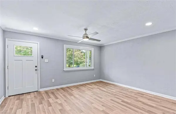 808 Trice TER, Norfolk, VA 23502