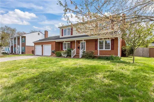 3 Fort Worth ST, Hampton, VA 23669