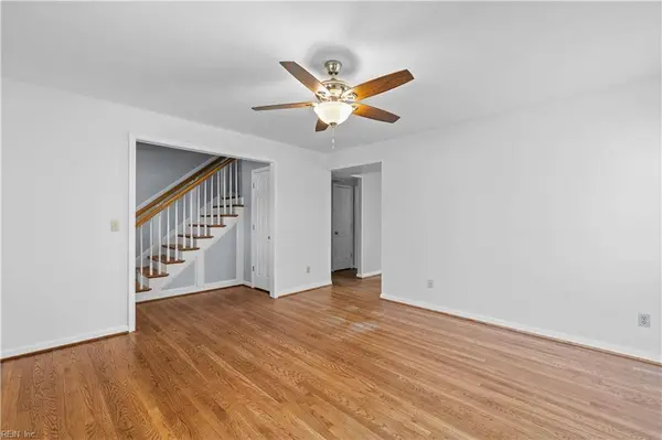 3 Fort Worth ST, Hampton, VA 23669