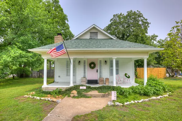 2101 N Florida Ave, Joplin, MO 64801-1989