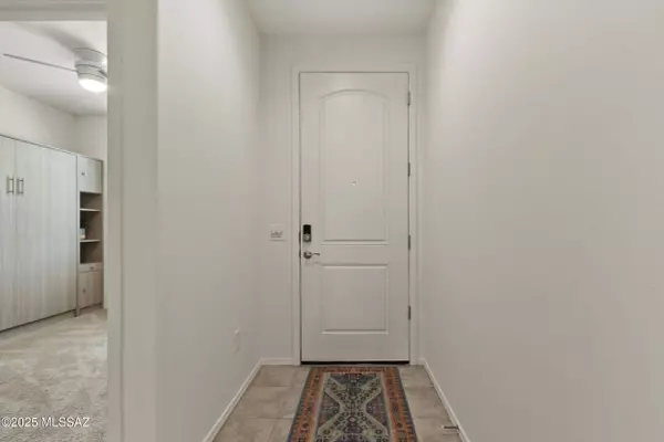 13989 E Golden Oaks Road, Vail, AZ 85641