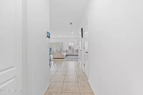 10553 MADRONE COVE CT #46, Jacksonville, FL 32218