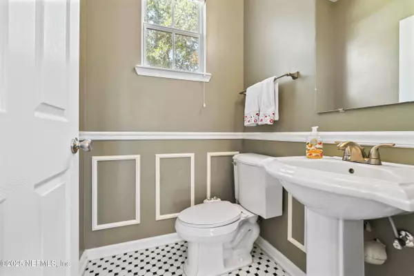 2365 WHITE SANDS DR, Jacksonville, FL 32216