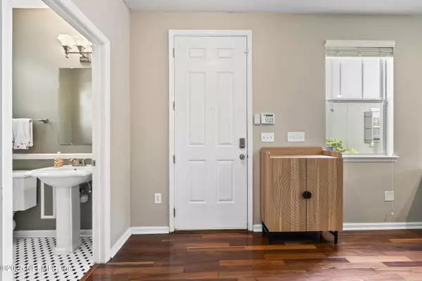 2365 WHITE SANDS DR, Jacksonville, FL 32216