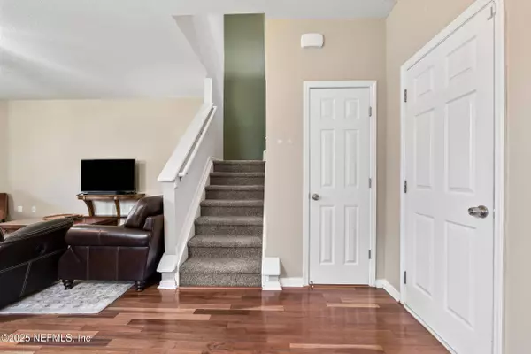 2365 WHITE SANDS DR, Jacksonville, FL 32216