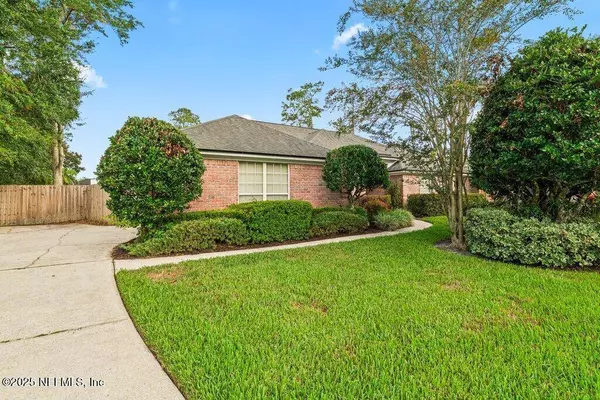 1722 HEATHERWOOD DR, St. Johns, FL 32259