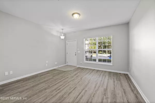 3550 TWISTED TREE LN, Jacksonville, FL 32216