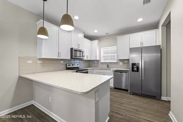 2113 HAWKEYE PL, Fleming Island, FL 32003