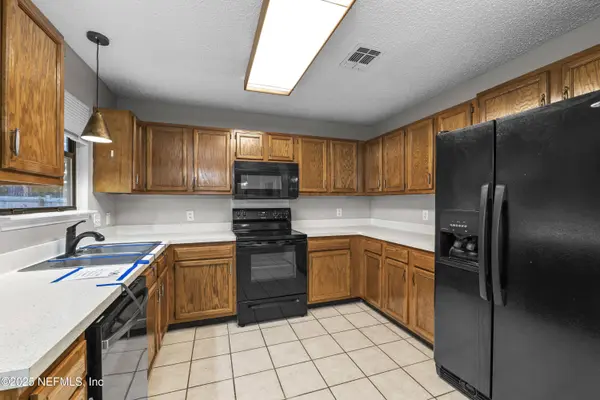 12467 E SWALLOW HAWK CT, Jacksonville, FL 32225