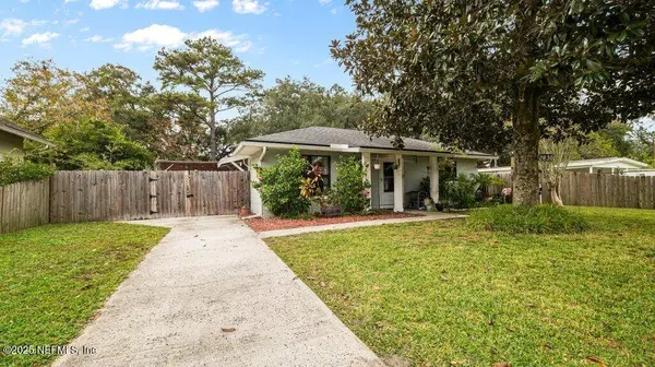 2830 PARR CT W, Jacksonville, FL 32216