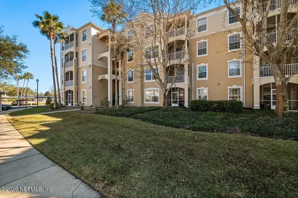 7801 POINT MEADOWS DR #2302, Jacksonville, FL 32256