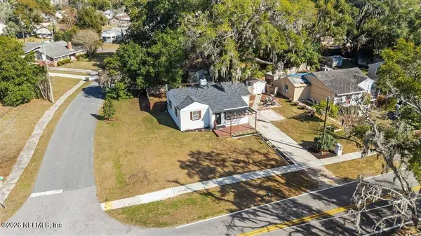 2811 LAKE SHORE BLVD, Jacksonville, FL 32210