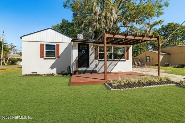 2811 LAKE SHORE BLVD, Jacksonville, FL 32210