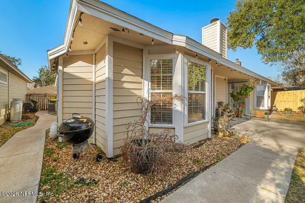 11377 BEECHER CIR E, Jacksonville, FL 32223