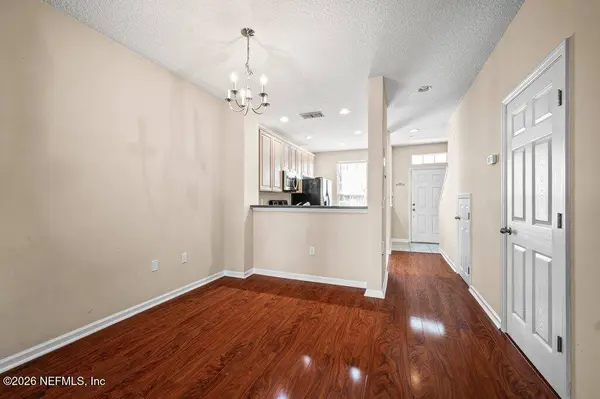 1523 FIELDVIEW DR, Jacksonville, FL 32225