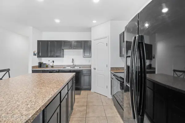 10553 MADRONE COVE CT #46, Jacksonville, FL 32218
